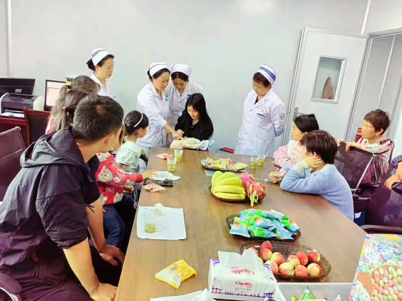 浓情迎端午 共叙护患情 —— 晴隆县人民医院儿科召开工休座谈会